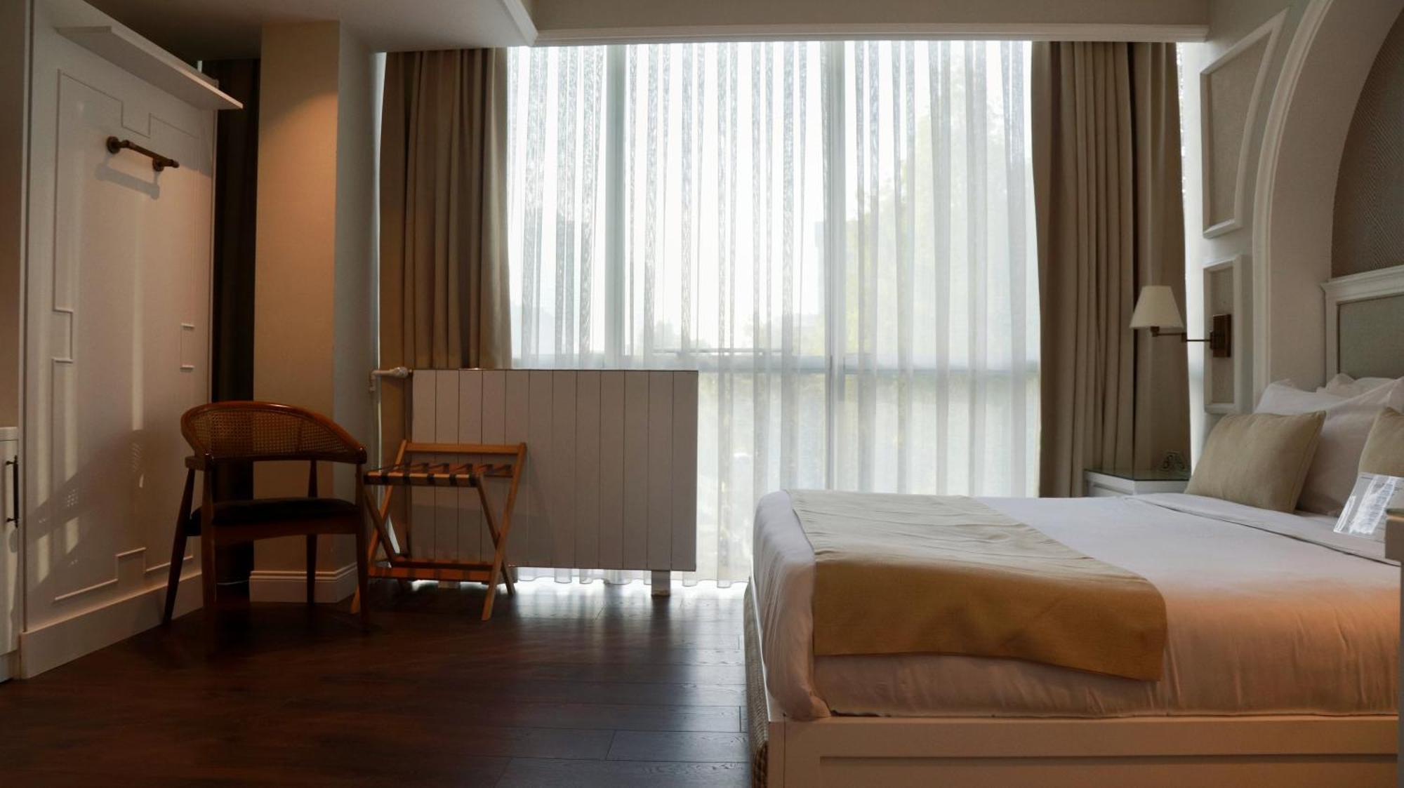 Dbd Hotel Bayrakli Izmir Exteriör bild