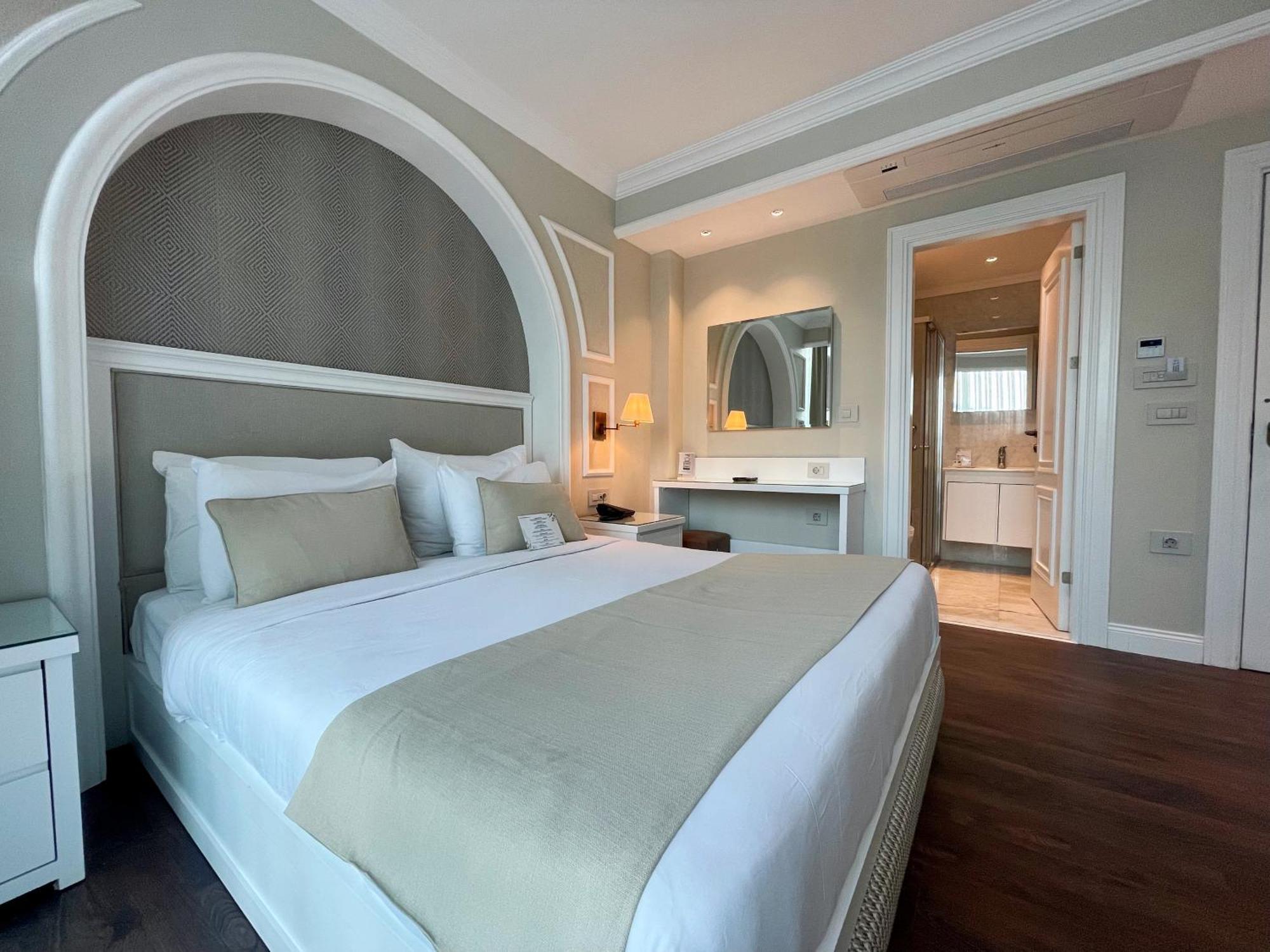 Dbd Hotel Bayrakli Izmir Exteriör bild